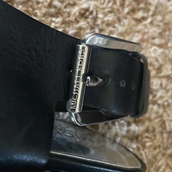 New Michael Kors Platform Heels Size 7 Black Leather - Picture 6 of 9